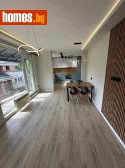 Двустаен, 84m²