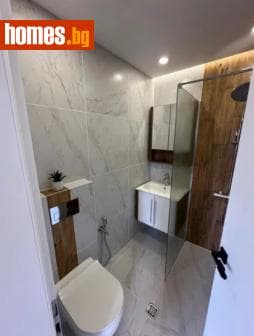 Двустаен, 84m²