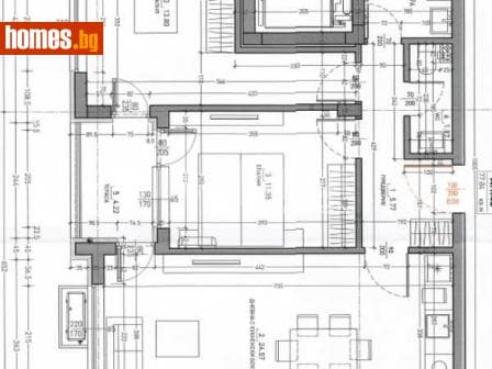 Тристаен, 94m²