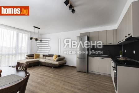 Тристаен, 124m²