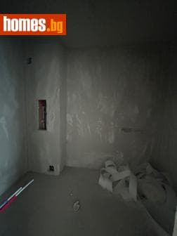 Двустаен, 77m²