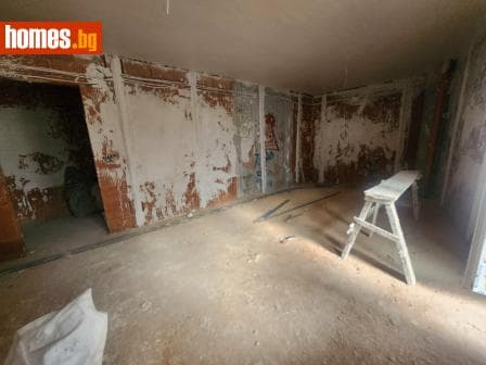Двустаен, 70m²