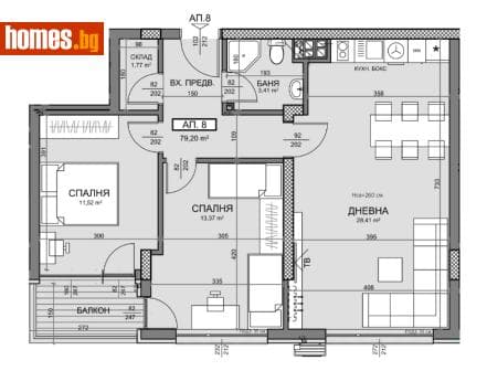 Тристаен, 93m²
