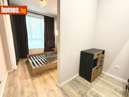 Тристаен, 100m²