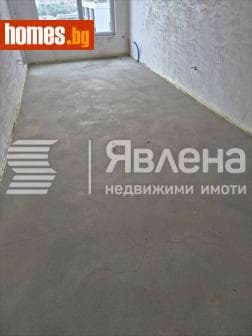 Тристаен, 108m²