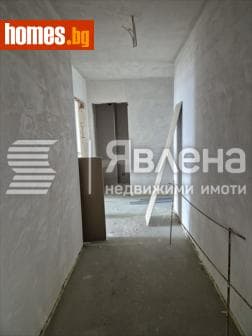 Тристаен, 108m²