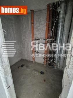 Тристаен, 108m²