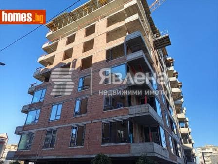 Тристаен, 111m²