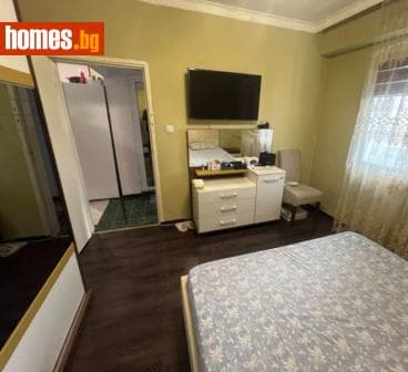 Двустаен, 68m²