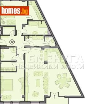 Тристаен, 191m²