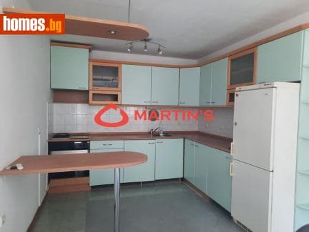 Тристаен, 98m²