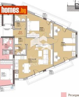 Тристаен, 122m²