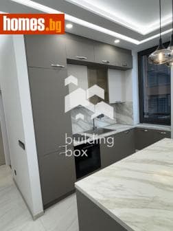 Тристаен, 111m²