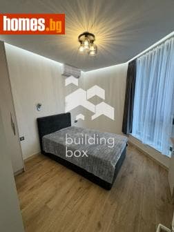 Тристаен, 111m²
