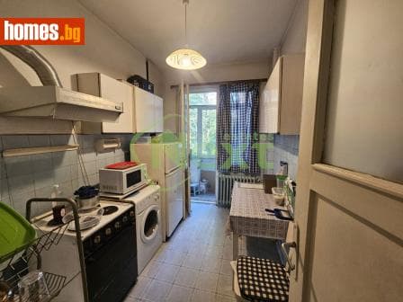 Тристаен, 100m²