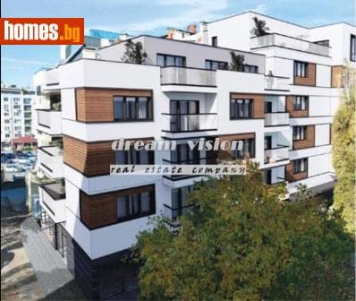Тристаен, 220m²