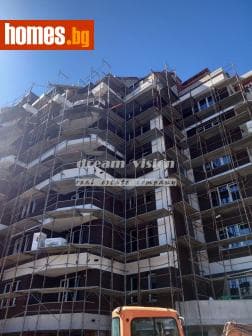 Тристаен, 98m²