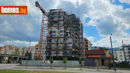 Тристаен, 188m²