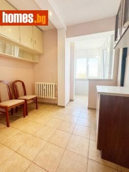 Тристаен, 100m²