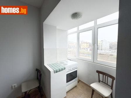 Двустаен, 75m²