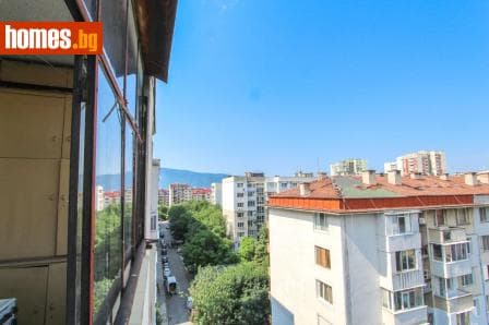 Тристаен, 109m²