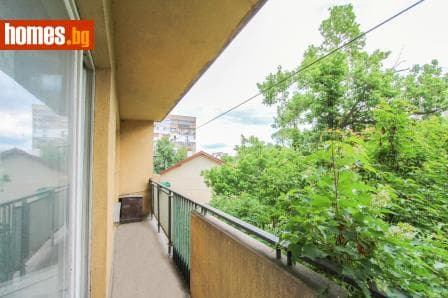 Тристаен, 108m²