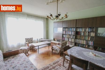 Тристаен, 108m²