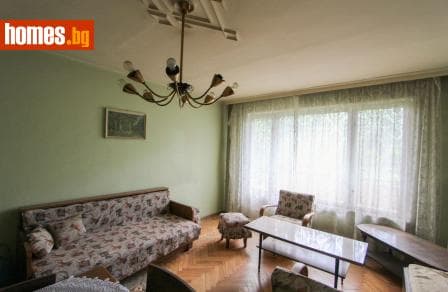Тристаен, 108m²