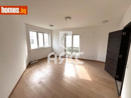 Тристаен, 115m²
