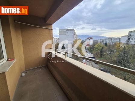 Тристаен, 113m²