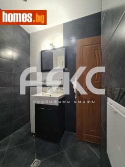 Тристаен, 113m²