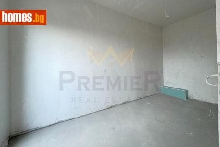 Тристаен, 189m²