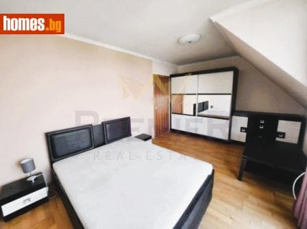 Тристаен, 173m²