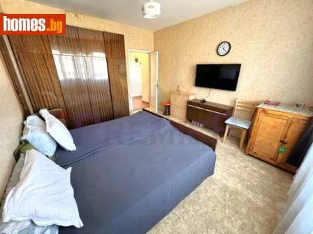 Тристаен, 88m²