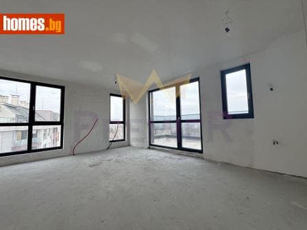 Двустаен, 94m²