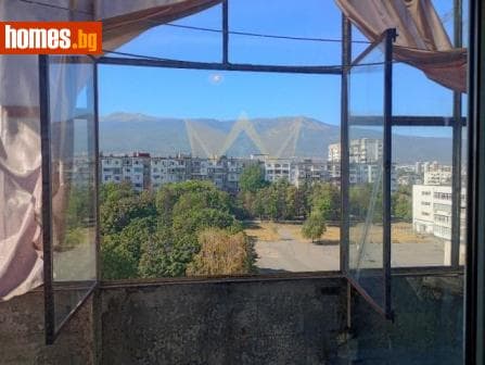 Тристаен, 76m²