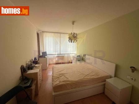 Двустаен, 64m²