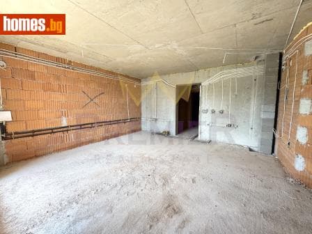 Двустаен, 82m²