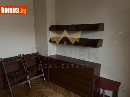 Тристаен, 110m²