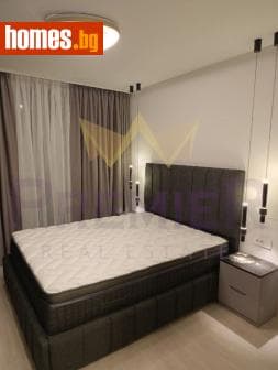 Тристаен, 128m²