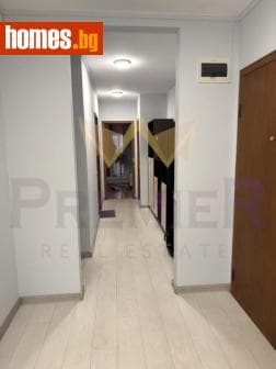 Тристаен, 129m²