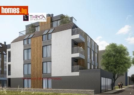 Тристаен, 112m²