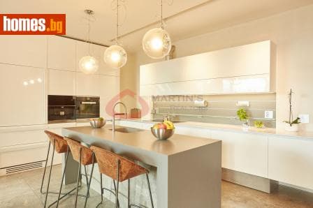 Четиристаен, 258m²