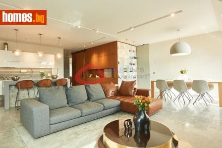 Четиристаен, 258m²