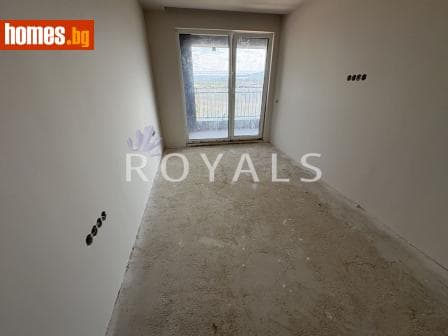 Тристаен, 108m²