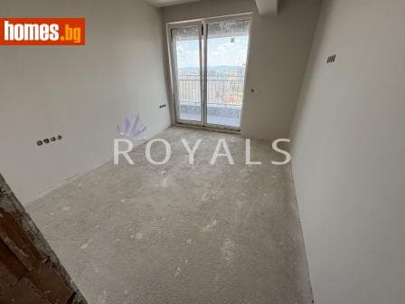 Тристаен, 108m²