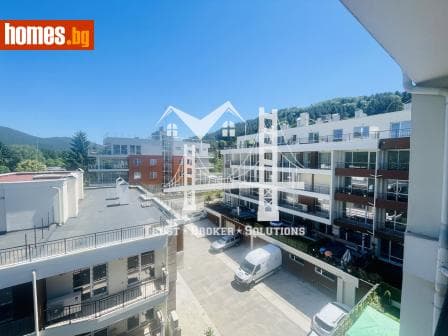 Тристаен, 126m²