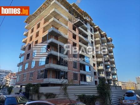 Тристаен, 111m²