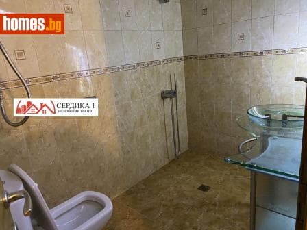 Тристаен, 129m²
