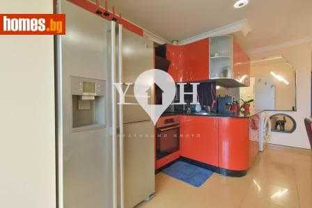 Тристаен, 86m²
